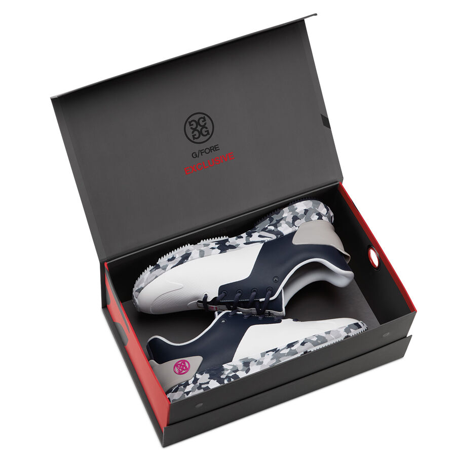 Exclusive shop golf shoes